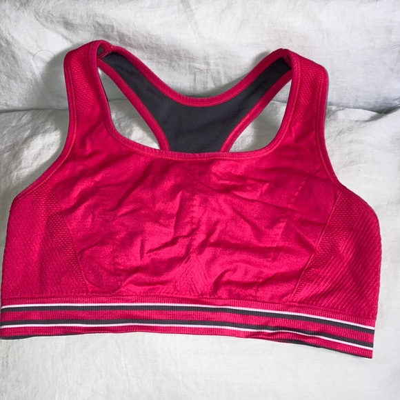 Old Navy Sports Bra - Picture 1 of 5